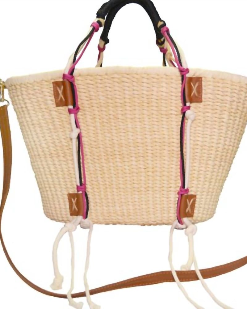 Front of a size O/S Open Weave Beach Basket Bag in Natural Staw/Camel Leather in Natural Staw/Camel Leather by Sensi Studio. | dia_product_style_image_id:345375